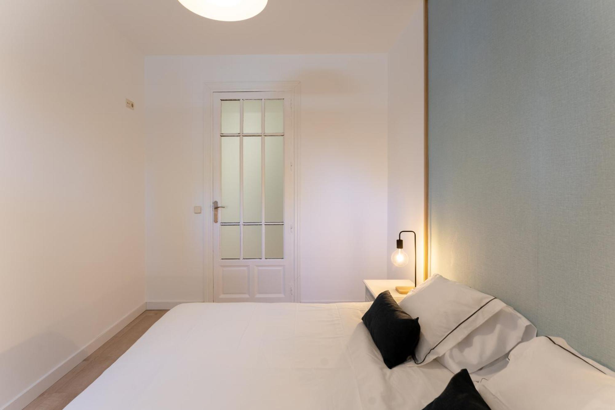 Luxe Apartment In Chamberi Chic Madrid Exterior foto